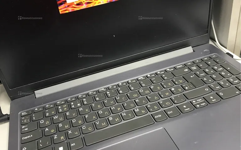 Ноутбук Lenovo