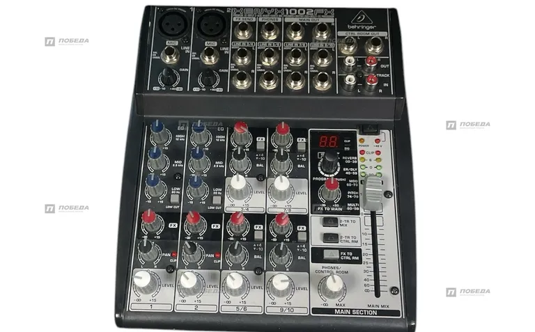 Микшерный пульт Behringer Xenyx 1202FX