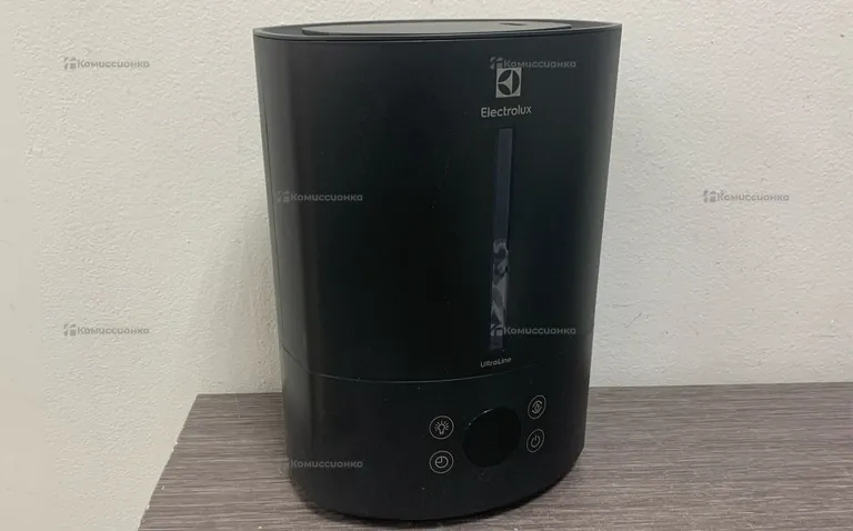 Увлажнитель воздуха Electrolux 6015D.