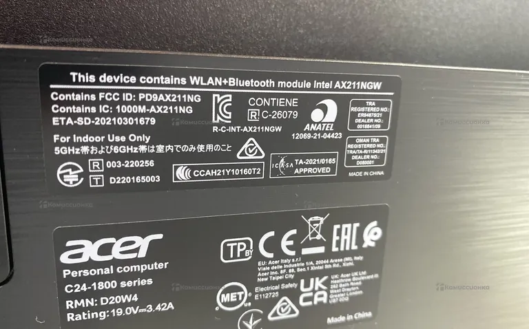 Моноблок Acer Aspire C24-1800 i3