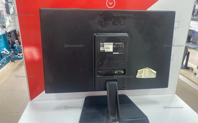 Монитор LG Flatron E1942
