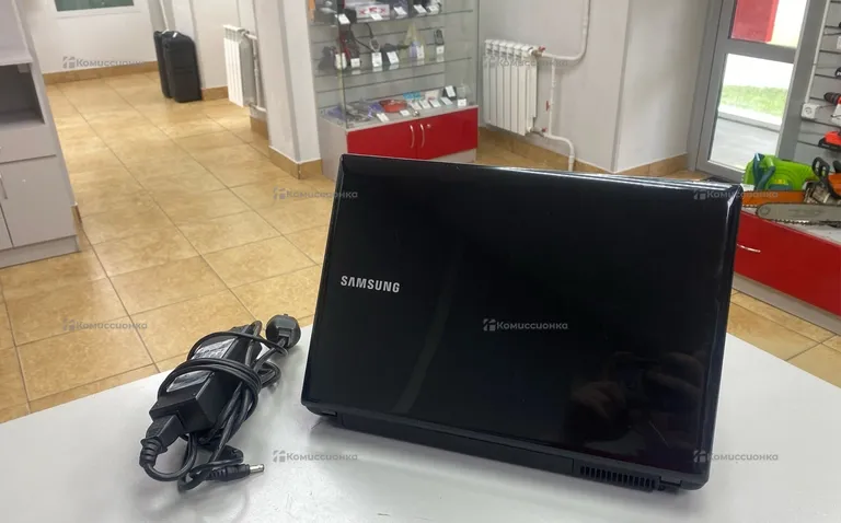 Ноутбук  Samsung