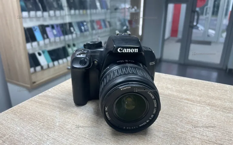 Фотоаппарат  Canon EOS 1000d