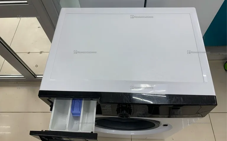 Стиральная машина  Hotpoint Ariston