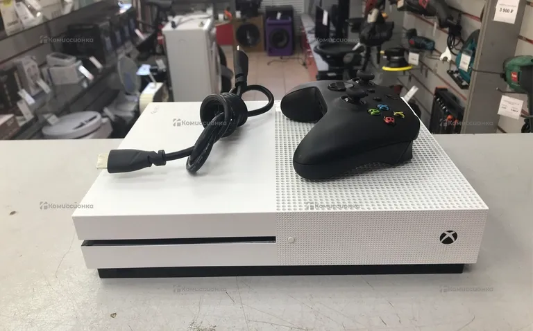 Приставка Xbox One S 1TB