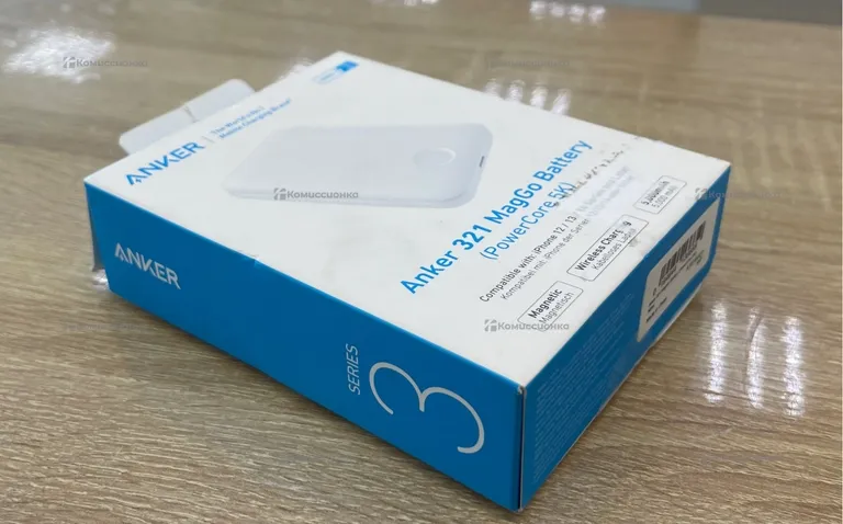 Power Bank  Anker 321