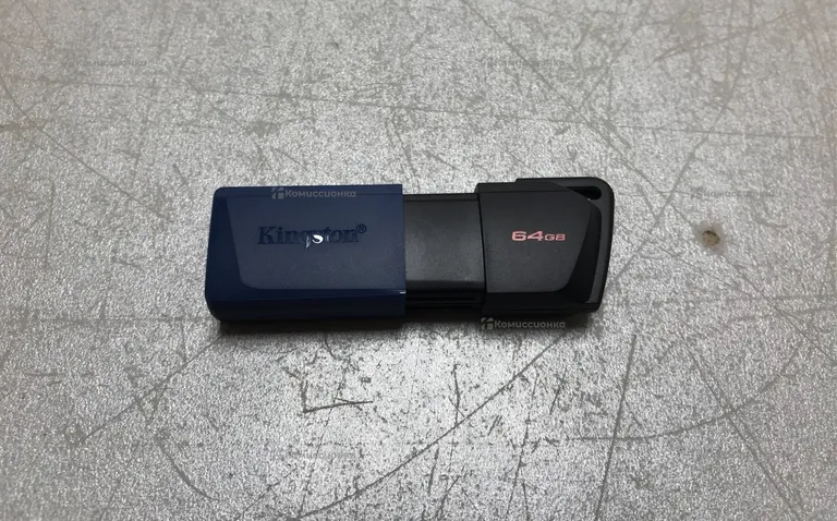 Флешка Kingston 64gb