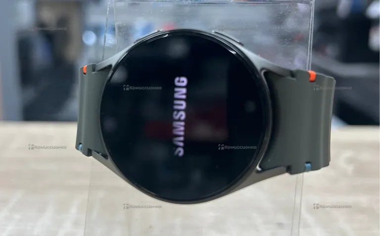 Часы  Samsung Galaxy Watch 7 40mm
