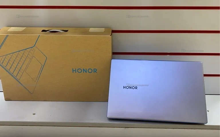 Ноутбук Honor