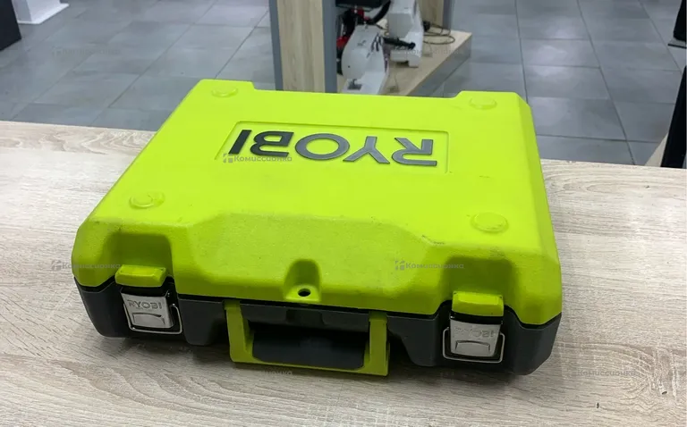 Аккумуляторный шуруповерт RYOBI R18PD7