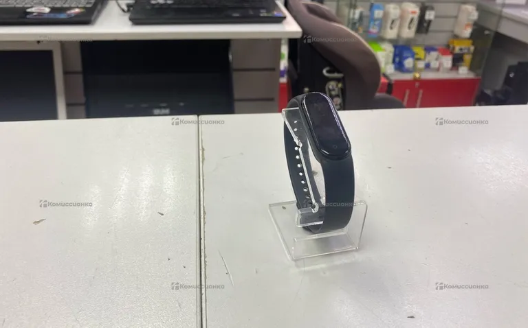 Часы  Xiaomi Mi Band 5