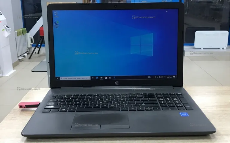 Ноутбук HP 250 G7