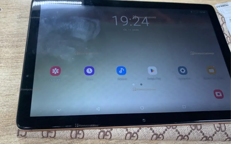 Umio P60