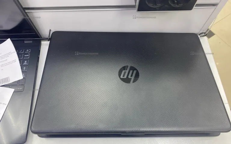 Ноутбук  HP Laptop 15