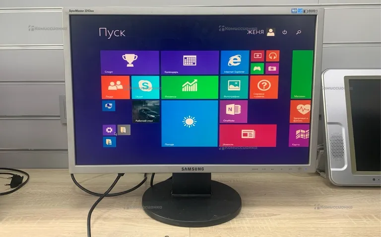 Монитор Acer V193WV