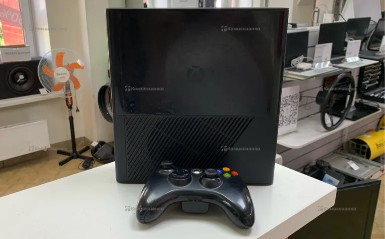 Приставка Xbox 360E 500gb