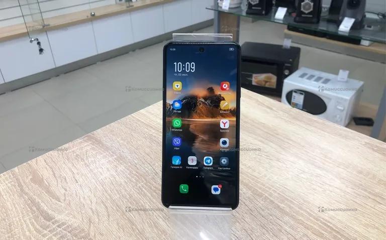 Infinix HOT 40i 8/128 ГБ