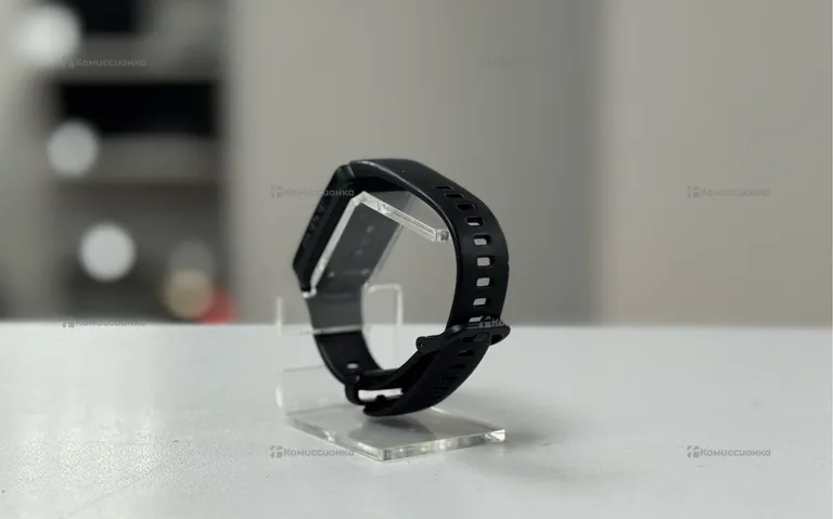 Часы  HUAWEI BAND 6