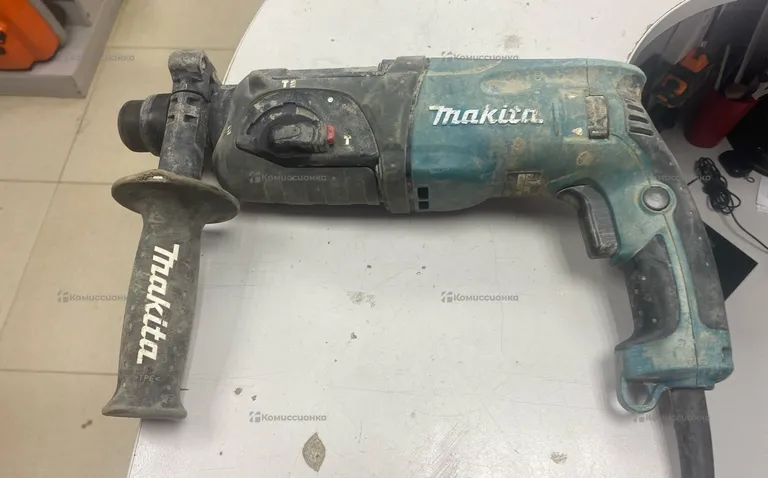 Перфоратор Makita HR2470