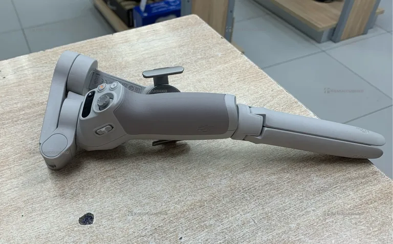 Стабилизатор DJI OSMO MOBILE SE