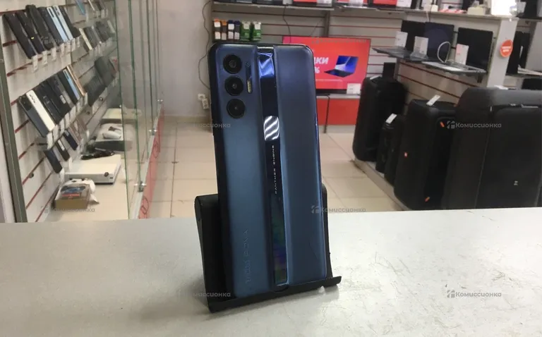 Tecno Pova 3 6/128 Гб