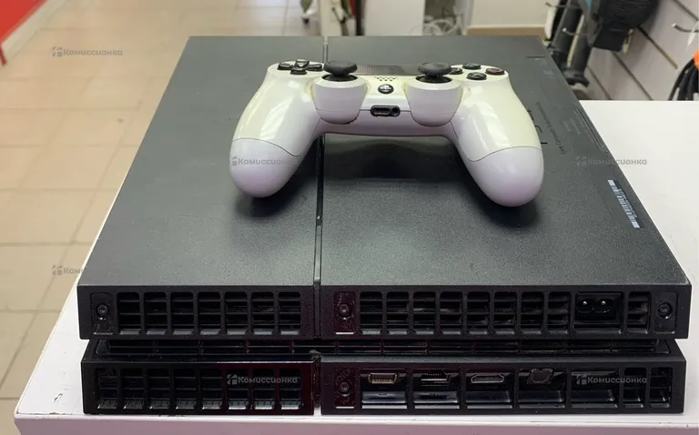 Приставка Sony PS4 Fat 500gb
