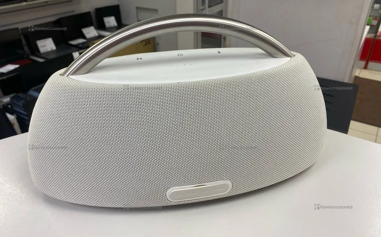 Колонка  harman kardon go+ play