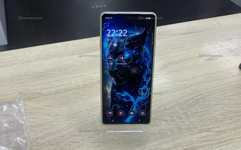 Tecno Camon 40 8/256