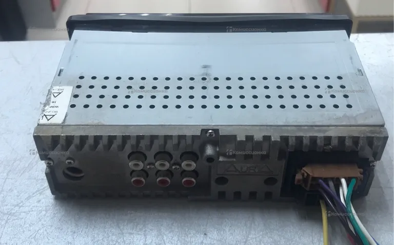 Автомагнитола  aura 520bt