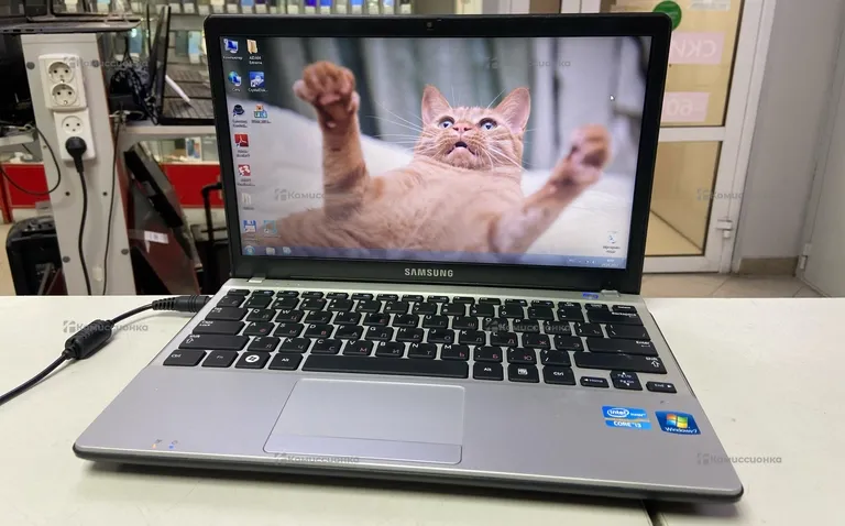 Нетбук Samsung i3-2310M