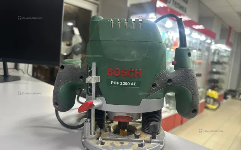 Фрезер Bosch POF 1200 AE