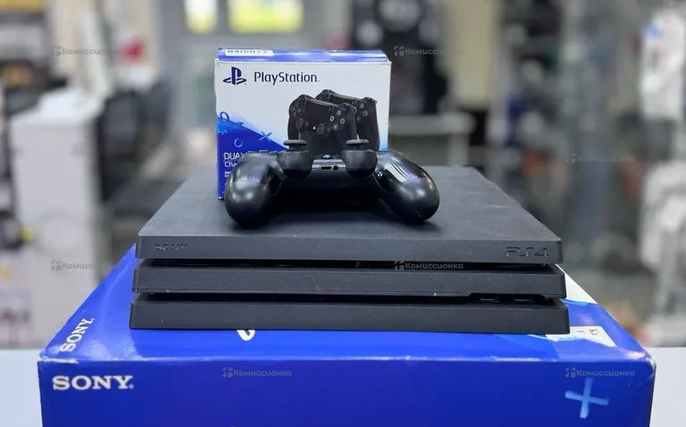 Приставка Play Station 4 pro 1 tb