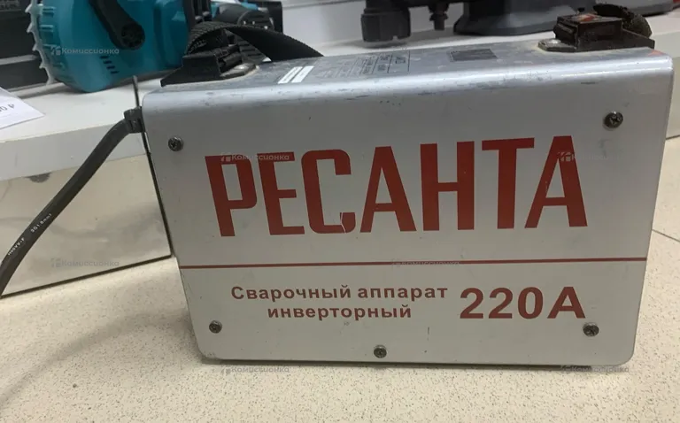 Сварочный аппарат инверторный Ресанта САИ 220