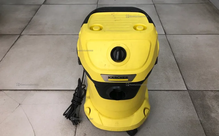 Пылесос  Karcher WD 3