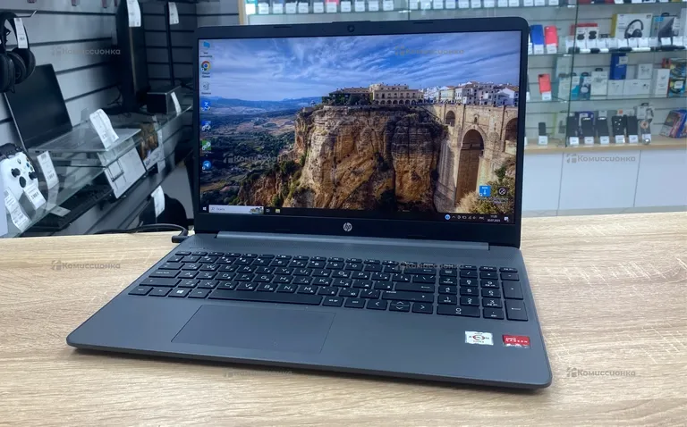 Ноутбук  HP Laptop Silver
