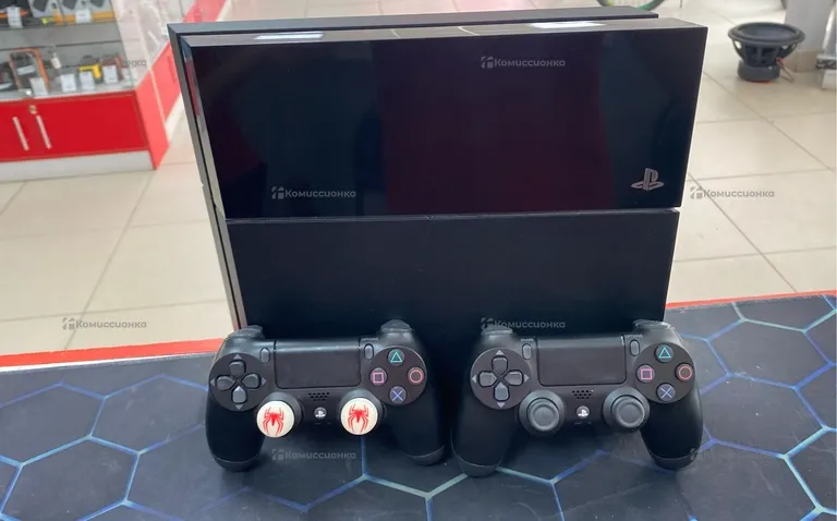 PS4. fat 500GB
