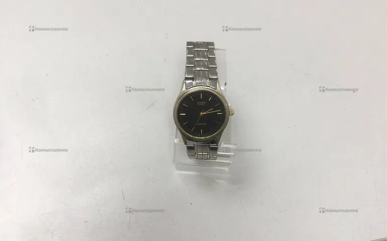 Часы Casio