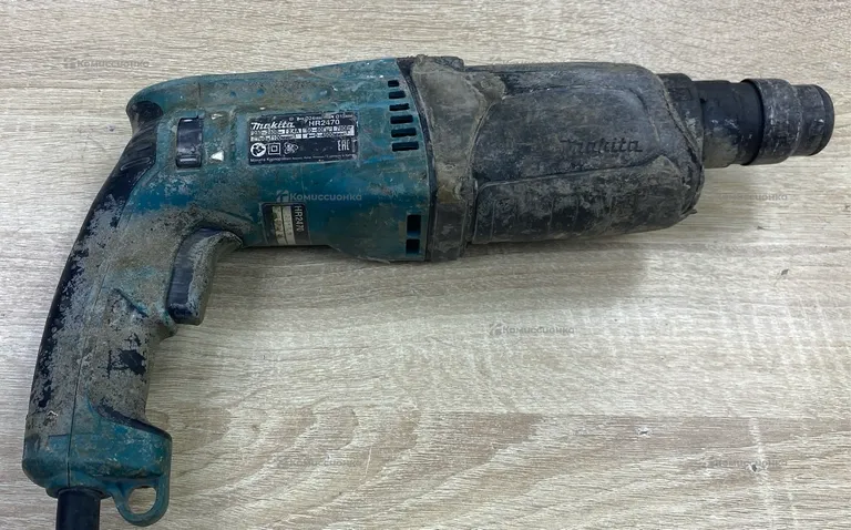 Перфоратор Makita HR2470