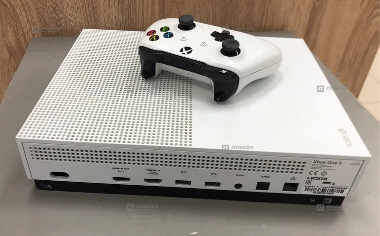 Xbox One S 500GB