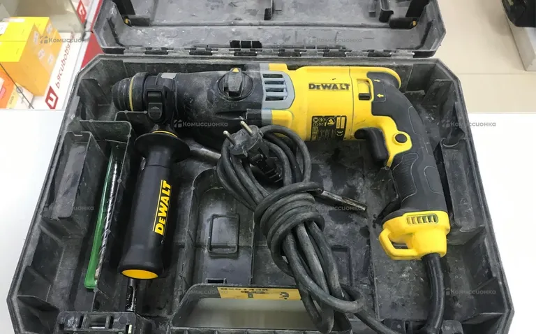 Перфоратор - DEWALT D25143-ks