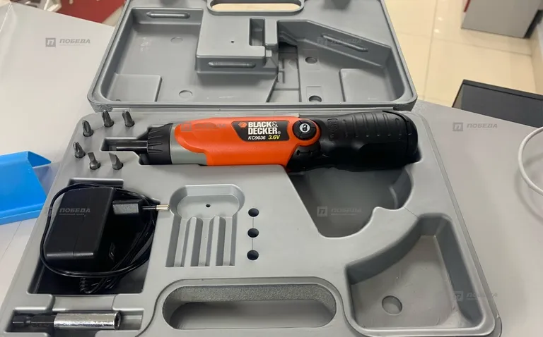 аккумуляторная отвертка Black Decker kc9036