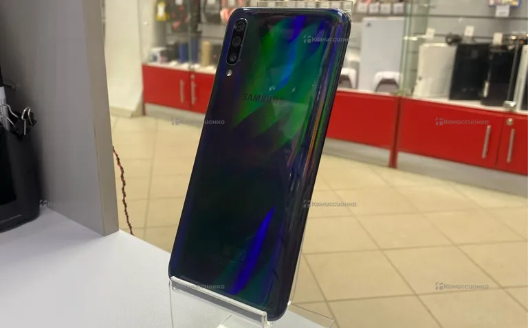 Samsung Galaxy A70 6/128 ГБ