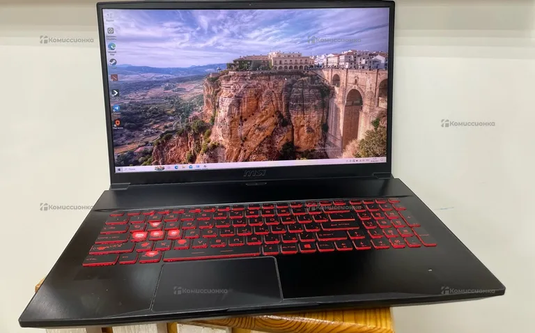 Ноутбук  MSI I5-10500H/