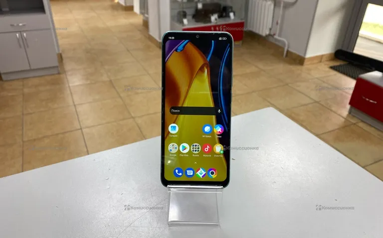 Poco c40