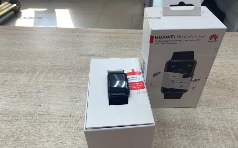 Часы   Huawei Watch fit TIA-B09