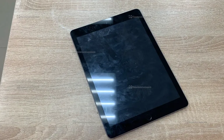 Планшет Apple Apple iPad 6 поколения 32GB