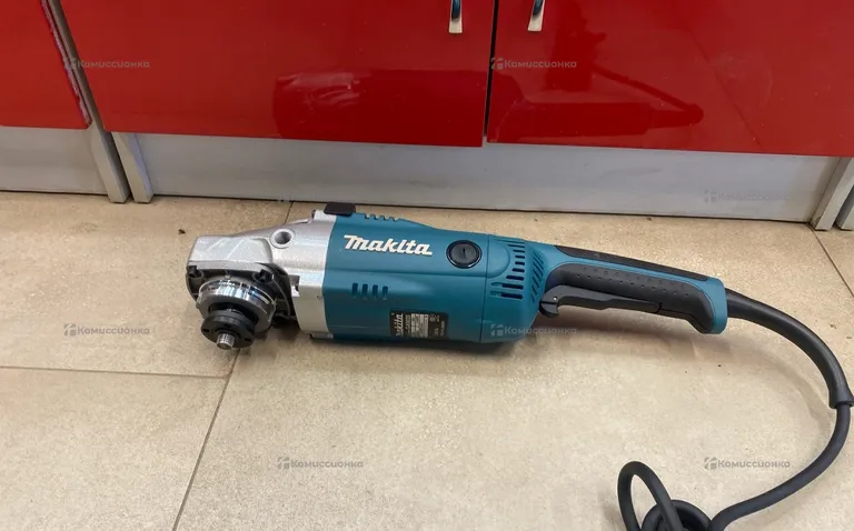 УШМ GA9020 Makita