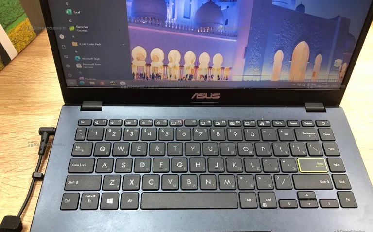 Ноутбук  Asus Laptop E410MAB