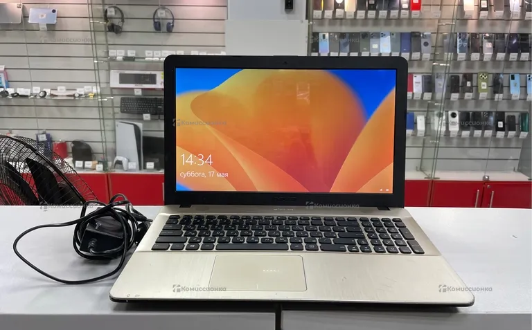 Ноутбук  asus D541s