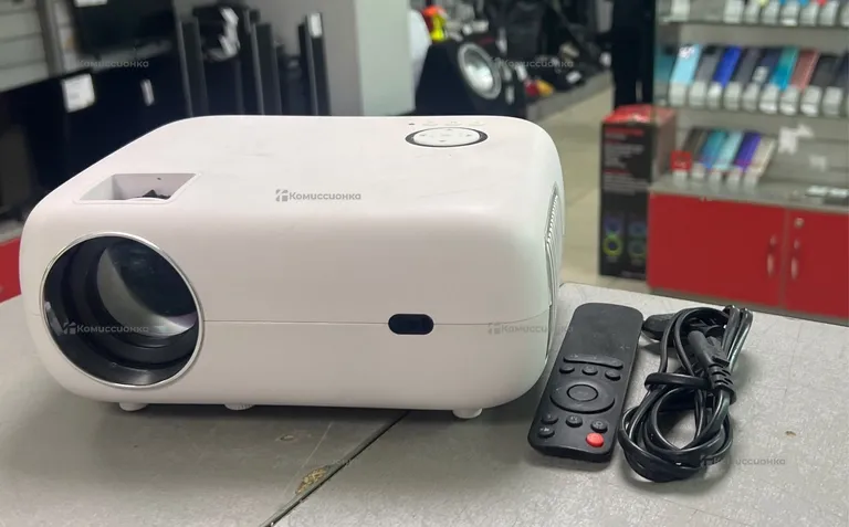 ThundeaL Проектор PG500W